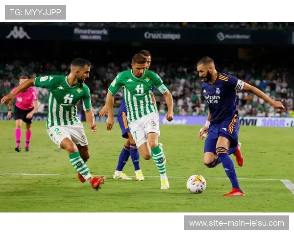 皇家贝蒂斯2-1瓦伦西亚,主队止住连败势头 皇家贝蒂斯2-1瓦伦西亚,主队止住连败势头